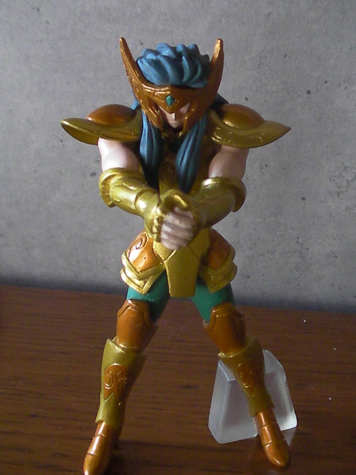 Gashapon Gold Saint VERSEAU